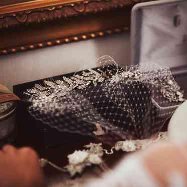 アーセンティア迎賓館(浜松)/テイクアンドギヴ・ニーズウェディング 煌びやかなアクセサリーに囲まれて