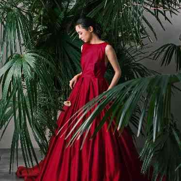 アーセンティア迎賓館(浜松)/テイクアンドギヴ・ニーズウェディング ドレスが際立つ1着