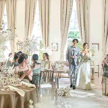 アーセンティア迎賓館(静岡)/テイクアンドギヴ・ニーズウェディング ガーデンからのサプライズ入場も好評