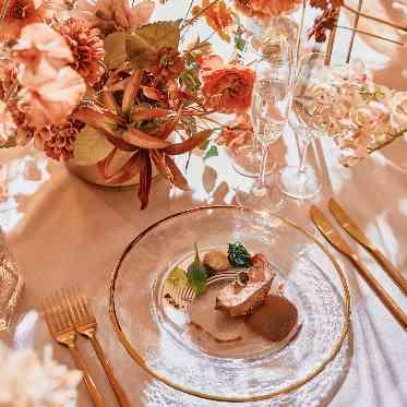 アクアガーデン迎賓館(沼津)/テイクアンドギヴ・ニーズウェディング ピンクを基調とした大人かわいいコーディネート