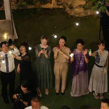 ザ ナンザン ハウス(THE NANZAN HOUSE NAGOYA) 一斉にライトを点灯した瞬間美しい光に包まれたガーデンはとても幻想的