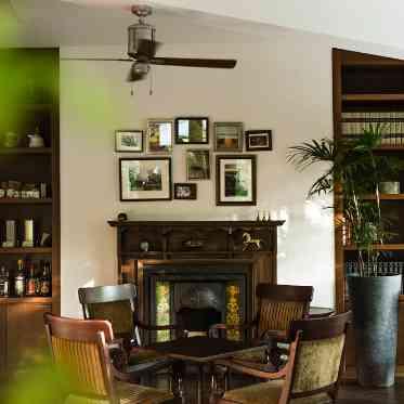 ザ ナンザン ハウス(THE NANZAN HOUSE NAGOYA) 世界中から集められたアンティークなインテリアや小物たち