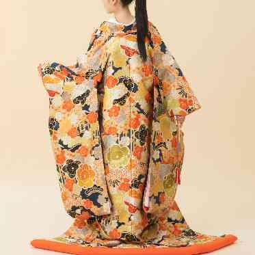 料亭賀城園 ドレスベネデッタ色打掛