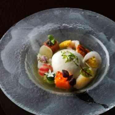 ウェスティンホテル横浜 神奈川・横浜とのつながり 貿易港として長年栄えてきた横浜の地とのつながりを料理で