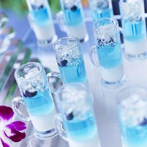 テーマに合わせたスイーツも