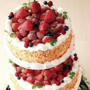 パティシエとの打合せでふたりだけのウエディングケーキを