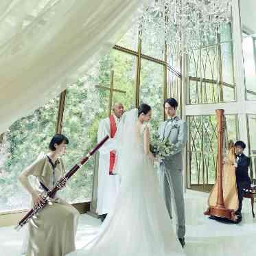 北山迎賓館/テイクアンドギヴ・ニーズウェディング 緑の中にある上質な空間