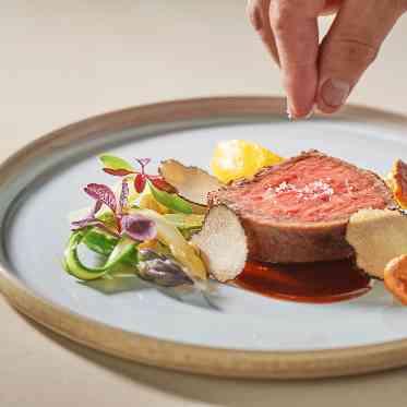 北山迎賓館/テイクアンドギヴ・ニーズウェディング シェフとの打ち合わせでオリジナルメニューの作成も可能