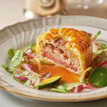 北山迎賓館/テイクアンドギヴ・ニーズウェディング 特別な1日に相応しい豪華食材を使用したフルコース