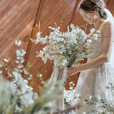 ベイサイド迎賓館(神戸)/テイクアンドギヴ・ニーズウェディング ブーケが最も映えるチャペルとして誕生♪