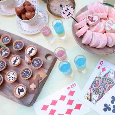 カワイイが詰まったデザートブッフェ