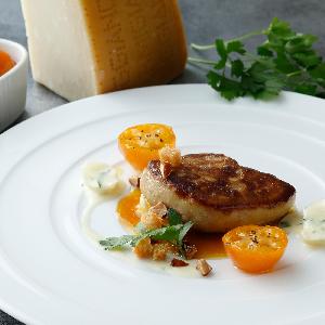 アーヴェリール迎賓館(姫路)/テイクアンドギヴ・ニーズウェディング 産地ともこだわったフォアグラは年配ゲストにも食べやすいと評判!