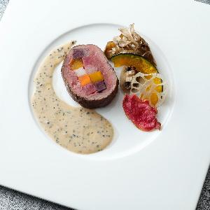 アーヴェリール迎賓館(姫路)/テイクアンドギヴ・ニーズウェディング 仔牛のフィレ肉も好評です