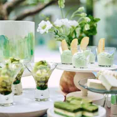 アクアテラス迎賓館(大津)/テイクアンドギヴ・ニーズウェディング ールサイドでデザートビュッフェを