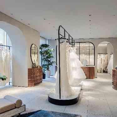 インポートドレスも多数ご用意