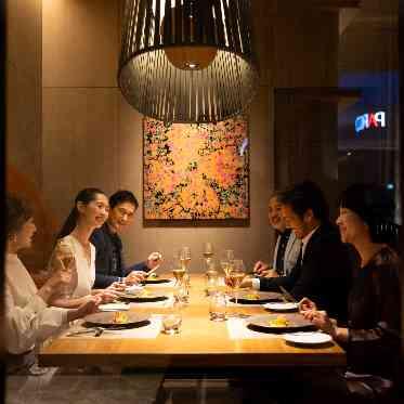 TIAD, オートグラフ コレクション(ティアド, オートグラフ コレクション) 前日は、家族水入らずで過ごすことができる個室で穏やかなひととき。