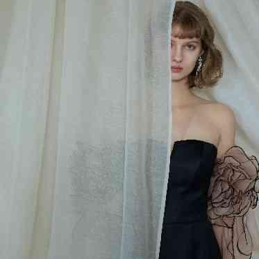 TIAD, オートグラフ コレクション(ティアド, オートグラフ コレクション) 大人のためのデザインと色づかいで、あなたの新しい魅力を引き出す。