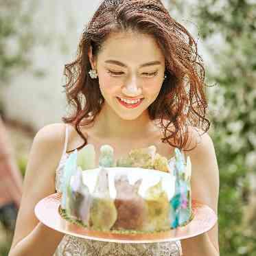 アルモニーアンブラッセ イットハウス/テイクアンドギヴ・ニーズウェディング オシャレなデザートと一緒に写真を