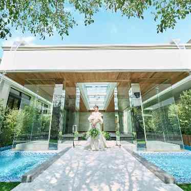 AQUA GARDEN TERRACE(アクアガーデンテラス)/テイクアンドギヴ・ニーズウェディング チャペル全体が水に囲まれる全面ガラス張りの水上チャペル