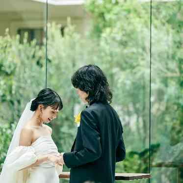 AQUA GARDEN TERRACE(アクアガーデンテラス)/テイクアンドギヴ・ニーズウェディング 緑あふれるチャペルで愛を誓う。