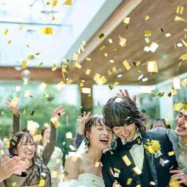 AQUA GARDEN TERRACE(アクアガーデンテラス)/テイクアンドギヴ・ニーズウェディング 新郎新婦も大切なゲストとの温度をお互いに感じ合える距離感