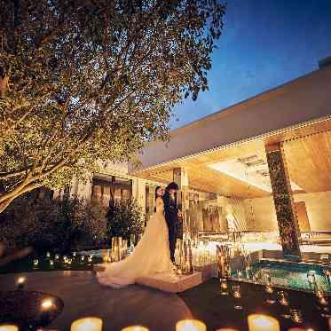 AQUA GARDEN TERRACE(アクアガーデンテラス)/テイクアンドギヴ・ニーズウェディング 光輝くナイトな雰囲気も非日常感を感じる