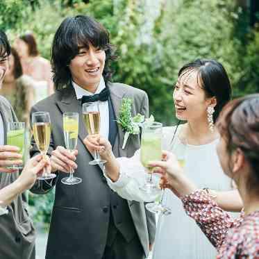 AQUA GARDEN TERRACE(アクアガーデンテラス)/テイクアンドギヴ・ニーズウェディング プライベートガーデンで、ゲストと過ごすアットホームな空間