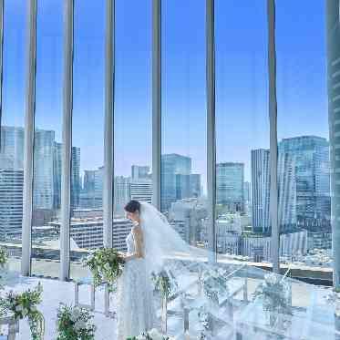 アルモニーアンブラッセ ウェディングホテル/テイクアンドギヴ・ニーズウェディング 地上100Mの絶景空間で