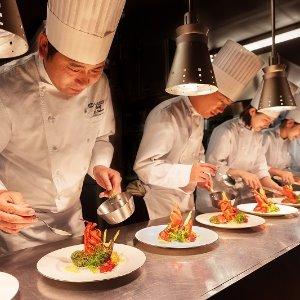 アルモニーアッシュ(姫路)/テイクアンドギヴ・ニーズウェディング 会場のすぐ横で作るお料理はシェフのこだわり!出来たてを召し上がれ!