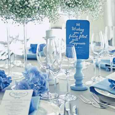 ア・ラ・モードパレ&ザ・リゾート かすみそうをメインフラワーに、清潔感あふれるブルーは、男性にも人気