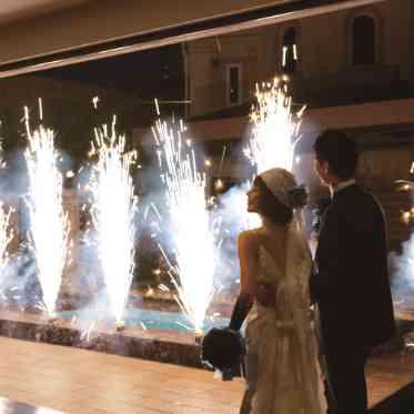 ア・ラ・モードパレ&ザ・リゾート お開き時にお勧めの花火演出。ゲストの印象に残るサプライズプレゼントに♪