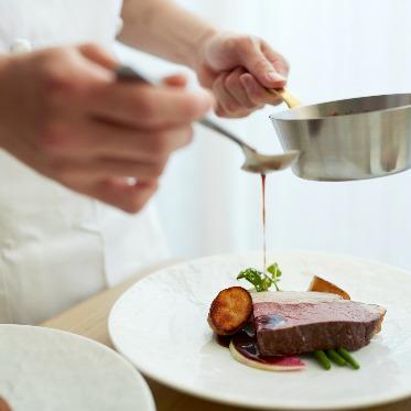 ア・ラ・モードパレ&ザ・リゾート シェフが一皿一皿心を込めておつくりいたします