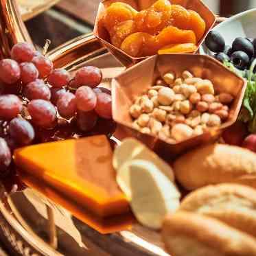 ラグナヴェール プレミア シャンパンやワインと一緒にカナッペでおもてなし♪