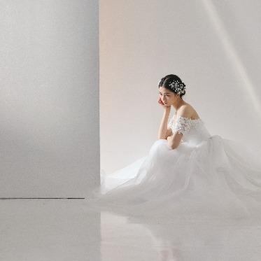 ラグナヴェール プレミア オリジナルドレスショップ【PRIMACARA】