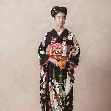 ラグナヴェール プレミア オリジナルドレスショップ【PRIMACARA】