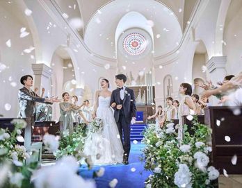 アニヴェルセル 江坂 挙式会場の写真3