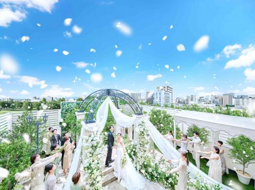 アニヴェルセル 江坂(新大阪) 外観