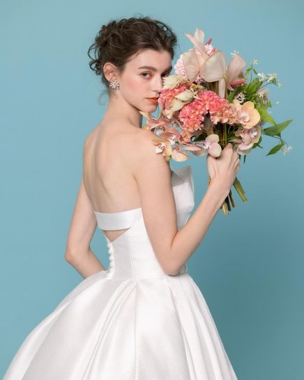 アニヴェルセル 江坂 ドレス・衣装の写真1