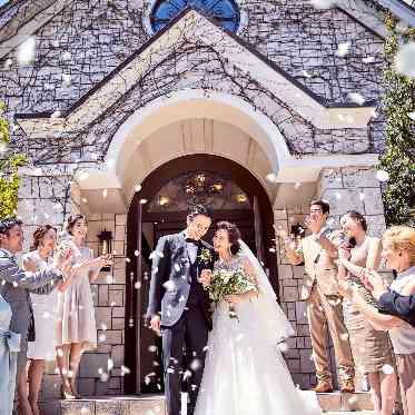 京都ノーザンチャーチ北山教会 フラワーシャワーが絵になる背景も魅力◎