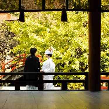 京都ノーザンチャーチ北山教会 緑溢れる和装婚