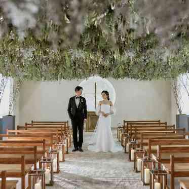 ル・リアン大阪(ベルクラシック空港) 緑が広がる幻想的な空間で誓うウェディングセレモニー