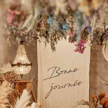 ル・リアン大阪(ベルクラシック空港) ドライフラワーをたっぷり装飾された空間