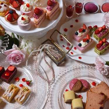 ロイヤル セント ヨーク デザートもプリンセス気分♪