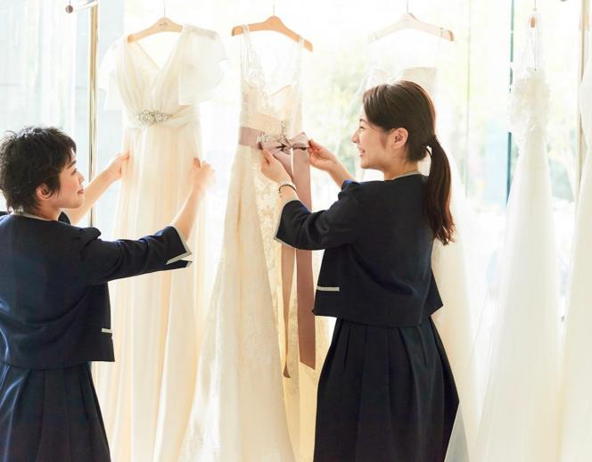 Mandarin Port (マンダリンポルト) ●BRASSグループ ドレス・衣装