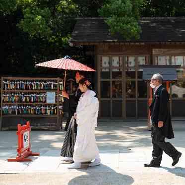 グラナダスィート オン ア ターブル 櫛田神社での神前式