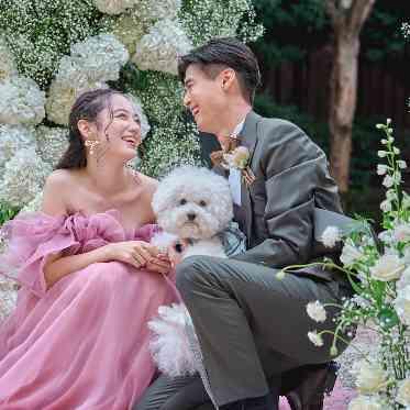 ソンブルイユ OSAKA WEDDING(SOMBREUIL OSAKA WEDDING) 白い花々に想いを添えて。ゲストを迎える上質なおもてなし