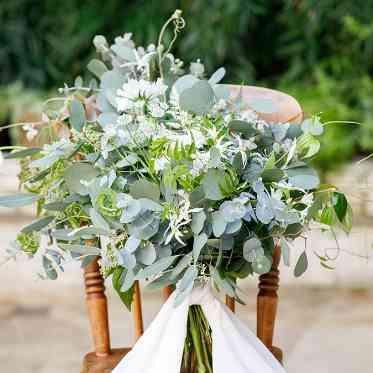 アイネスヴィラノッツェ大阪●クラウディアホールディングス ナチュラルブーケが似合う空間