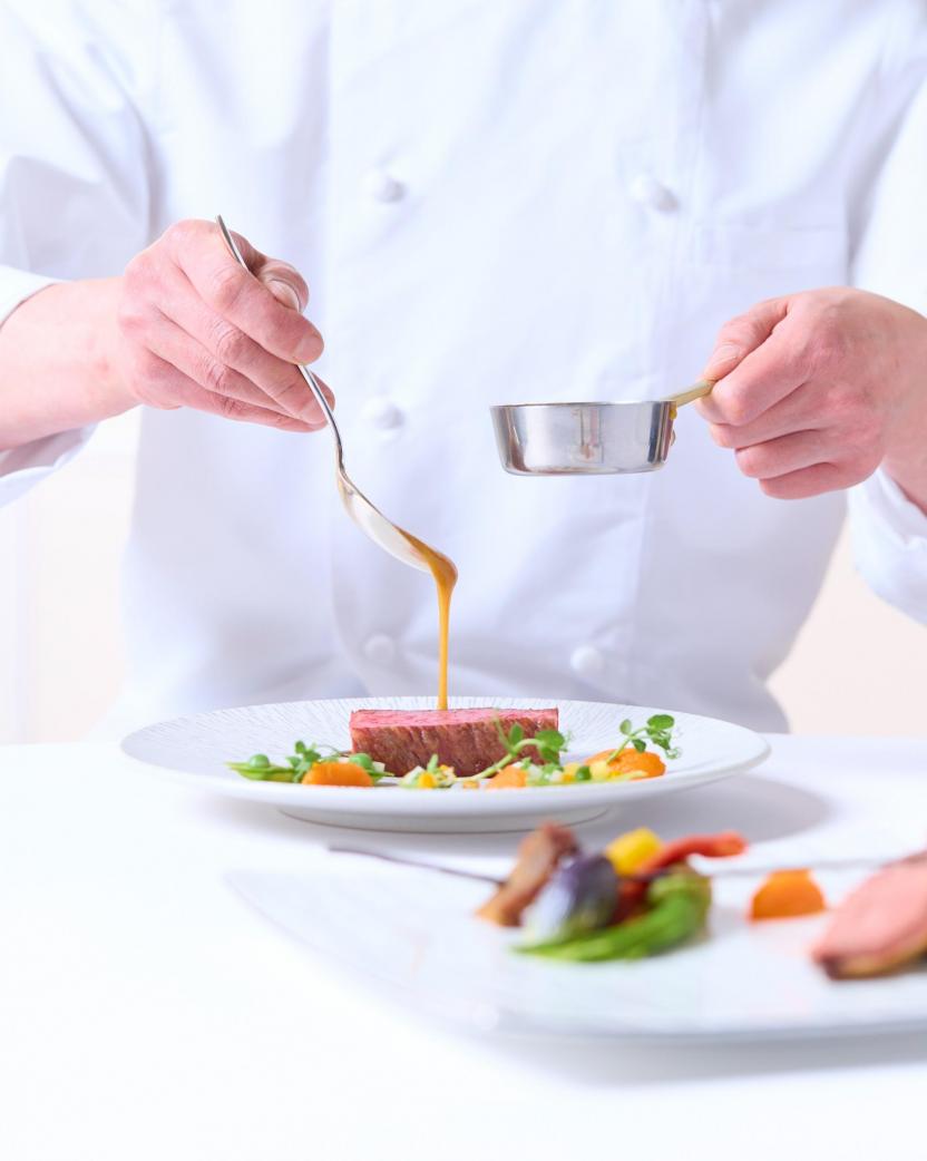 アイネスヴィラノッツェ大阪●クラウディアホールディングス 料理