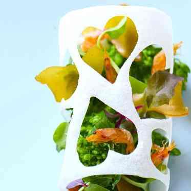 アイネスヴィラノッツェ大阪●クラウディアホールディングス 素材の組み合わせによりハーモニーに深みが増す