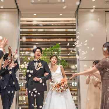 ル・ミディ ひらまつ 祝福のフラワーシャワー